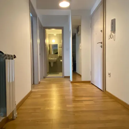Homelike City Apartment