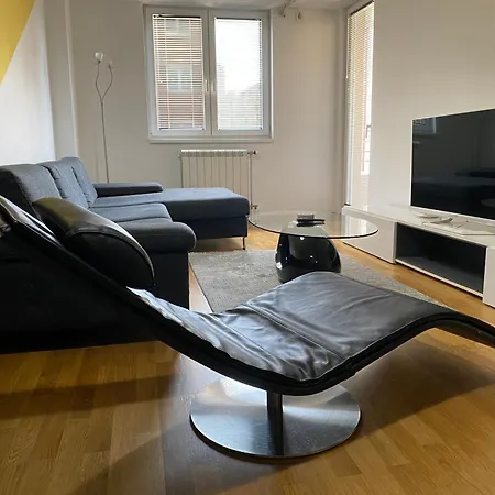 Homelike City Apartment Skopje